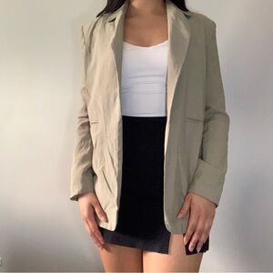 🌿 Beautiful Green Open-Back  Blazer - Pretty Little Thing - Size 2🌿